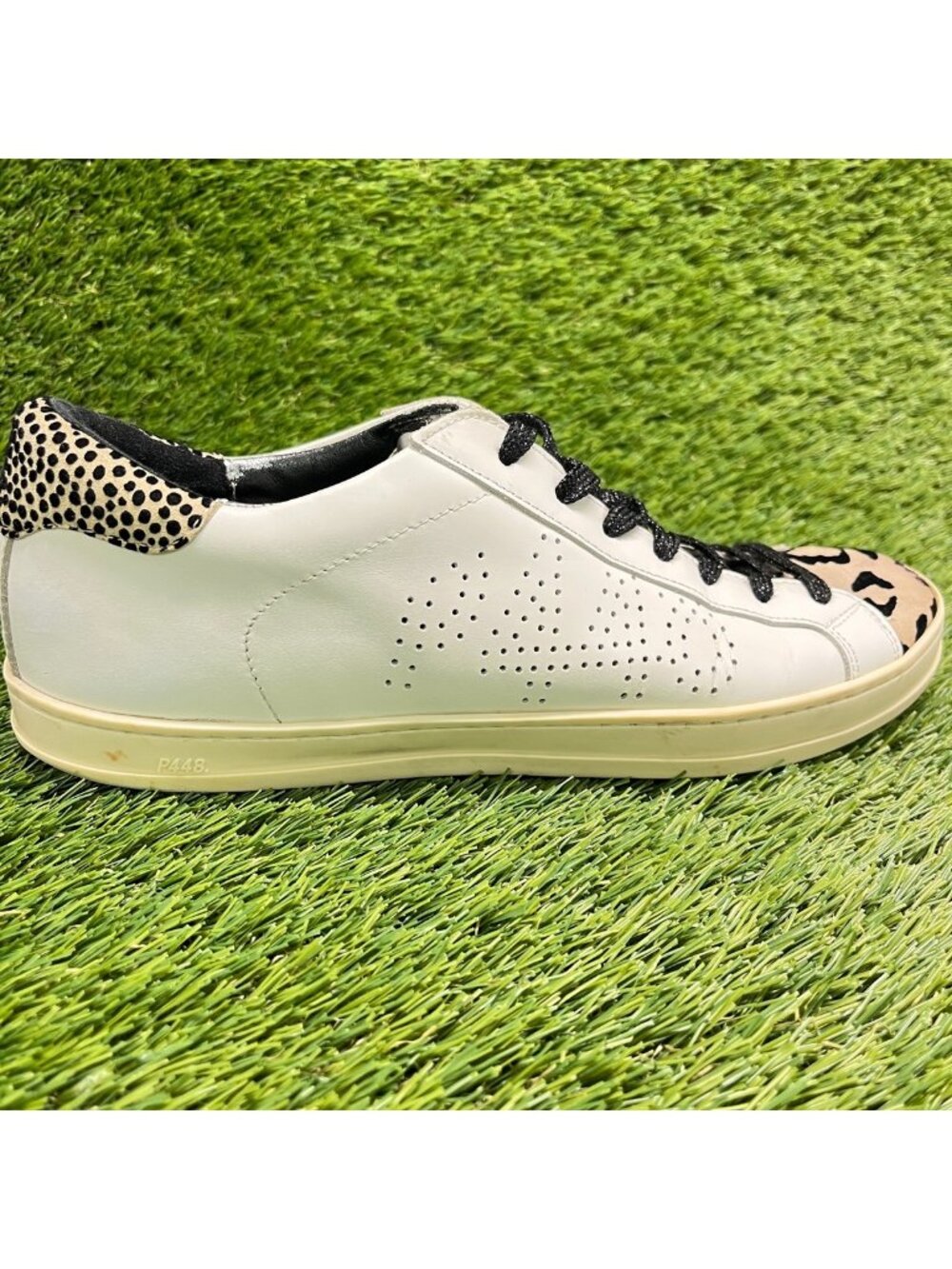 P448 John Leopard Print Womens Size 9.5 White Black Athletic Shoes Sneakers